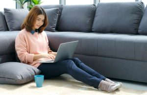 Online Learning: The Pros And Cons
